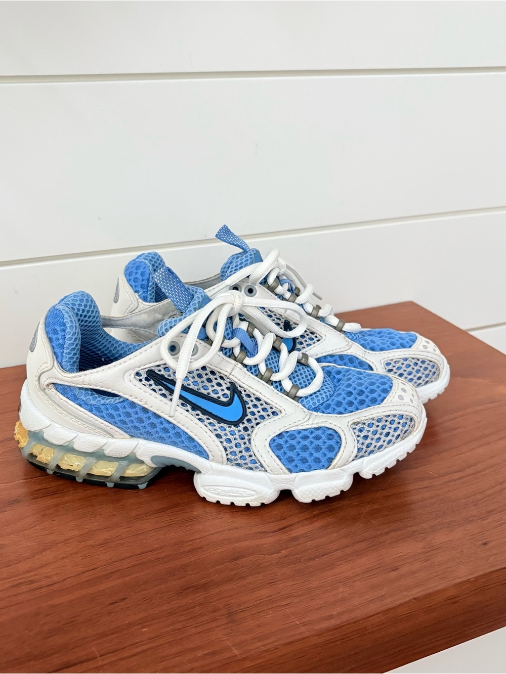 Nike Air Zoom Spiridon Cage 2 Mesh Sneakers White Blue Size 5 Running Athletic